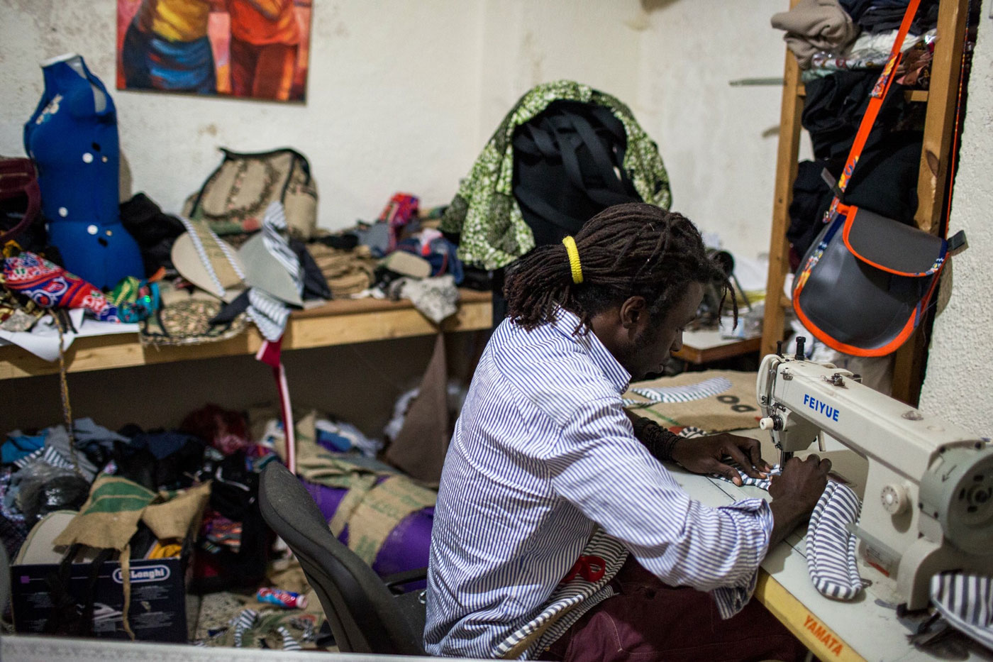 Recycled bags imagined in a refugee camp | The Switchers