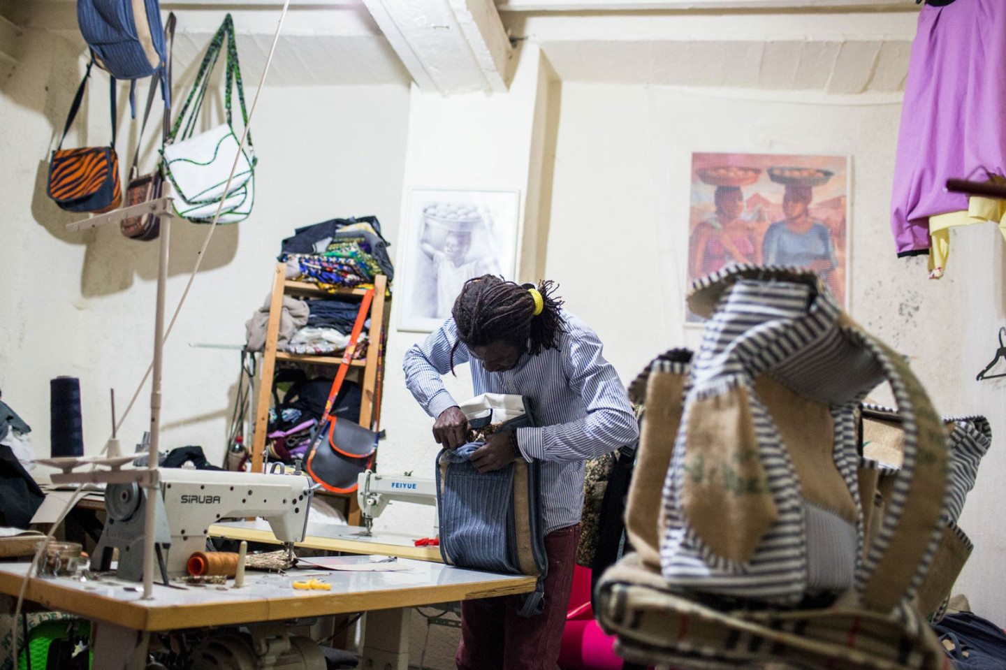 Recycled bags imagined in a refugee camp | The Switchers