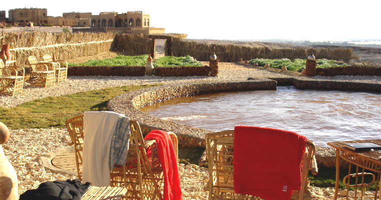 An ecological hotel in the preserved oasis of Dakhla | The Switchers