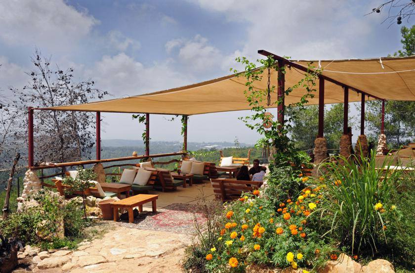 This farm is promoting sustainable tourism in Israel | The Switchers