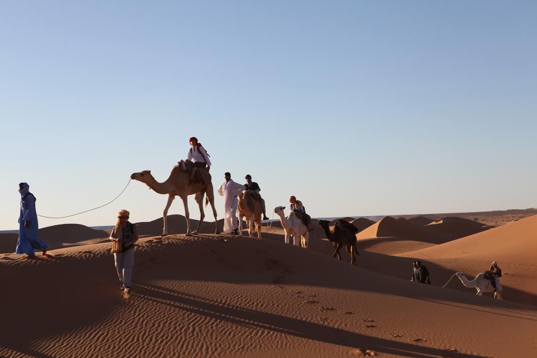 Découvrir le Sahara aux côtés de la population locale | The Switchers