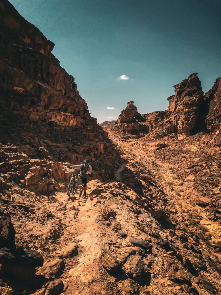 Air pollution meets its match: the cycling enthusiasts of Jordan | The Switchers