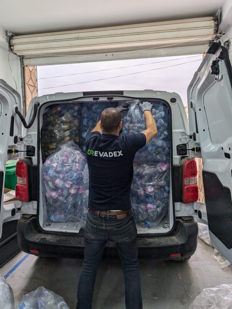 Du forage au recyclage : Comment Revadex transforme les déchets de bureau en Algérie | The Switchers